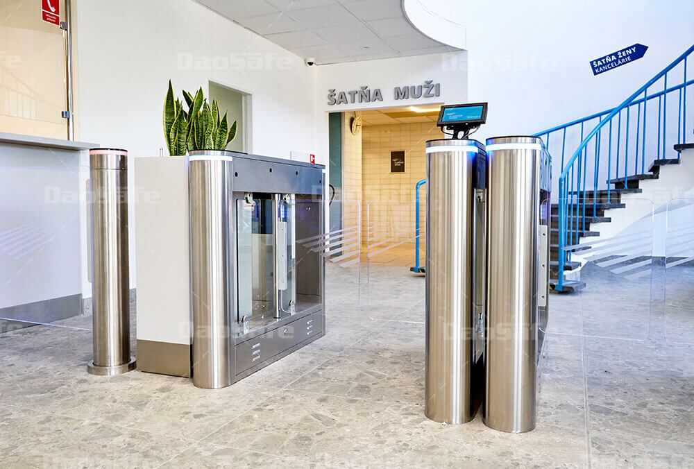 Swing turnstile gate be used for swinging bath 6