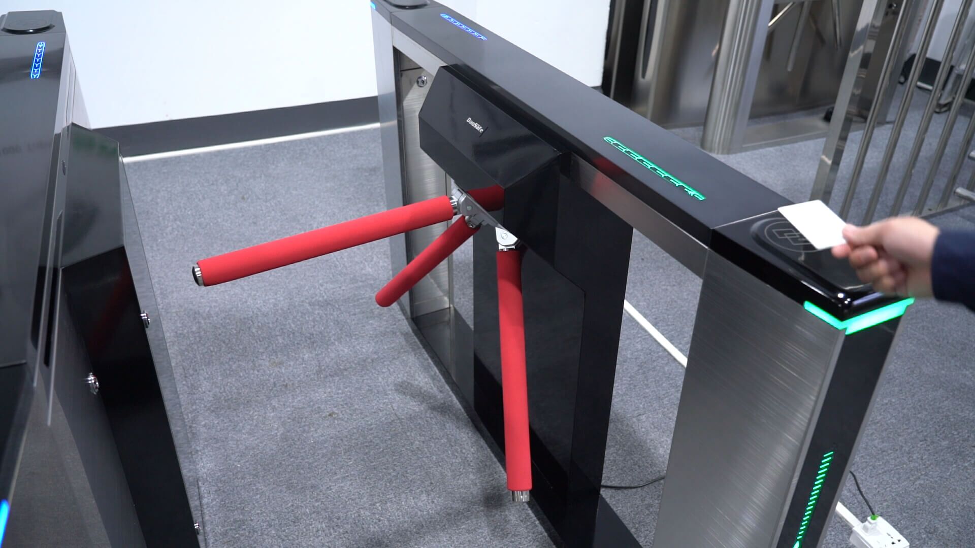 daosafe nebula tripod turnstile dsn-10 video